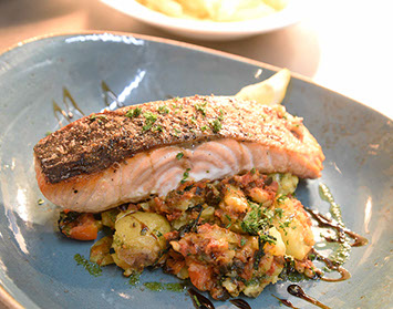 Sea Breezes restaurant sell Salmon fresh seafood at our Portree restaurant