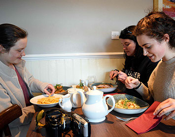 Sea Breezes restaurant offers great fresh seafood at our Portree restaurant