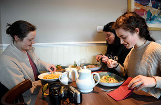 Sea Breezes restaurant offers great fresh seafood at our Portree restaurant